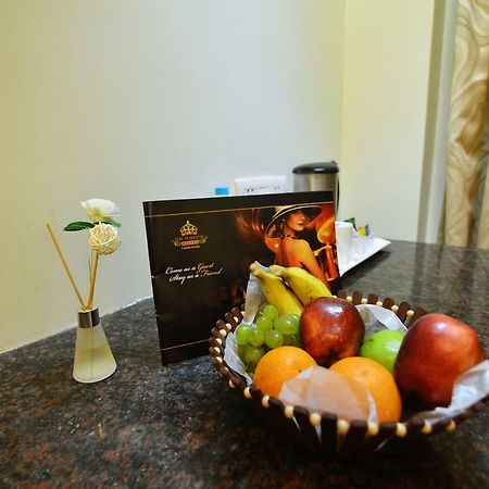 The Majestic Suites Калькутта Экстерьер фото