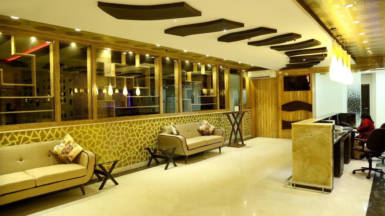 The Majestic Suites Калькутта Экстерьер фото